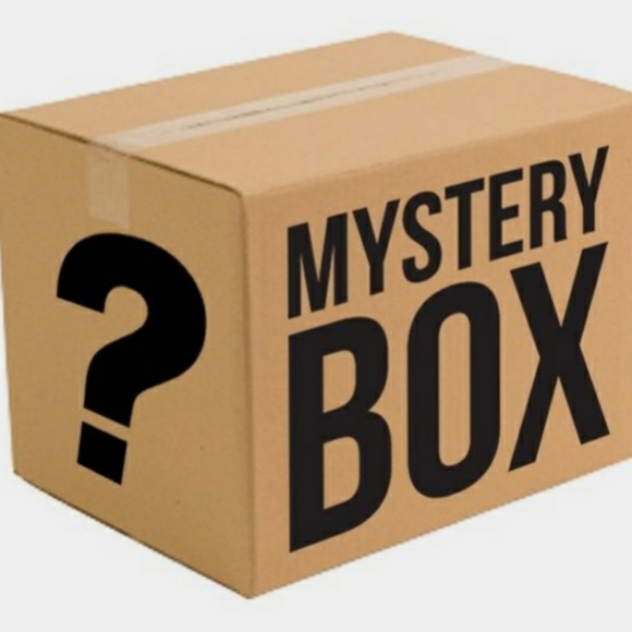Resellers women's mystery box 📦 - Picture 1 of 1